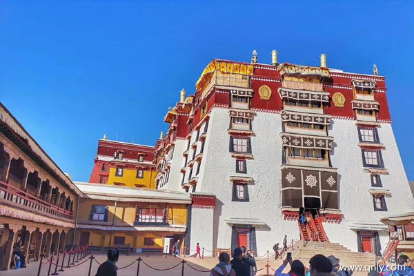 西藏旅游团价格
