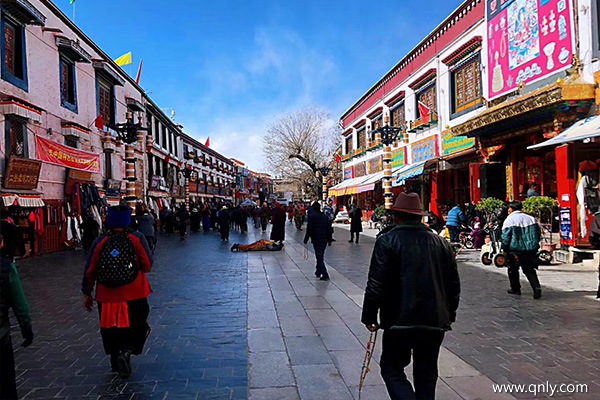 拉萨旅游攻略