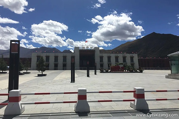拉萨旅游攻略