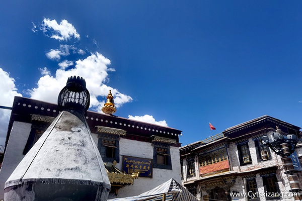 西藏著名的旅行社
