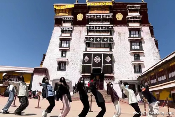 西藏旅游几月份去最好
