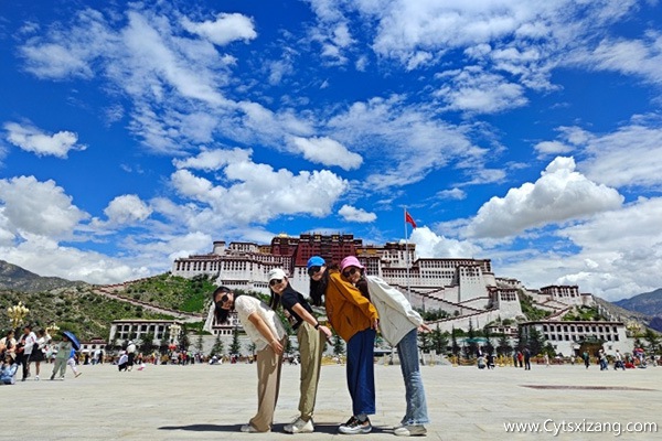 四个人去西藏多少钱