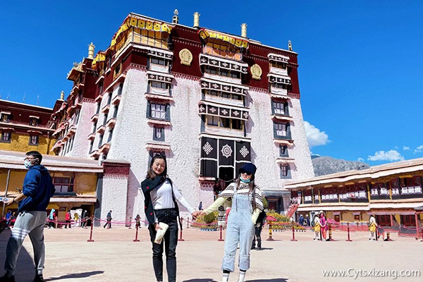 西藏旅游得多少钱