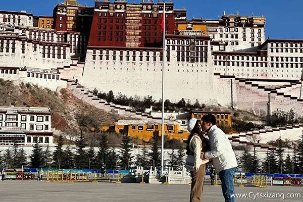 冬天去拉萨旅游大概要多少钱