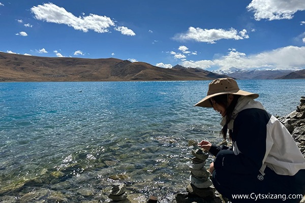 三月和对象去西藏旅游要多少钱？