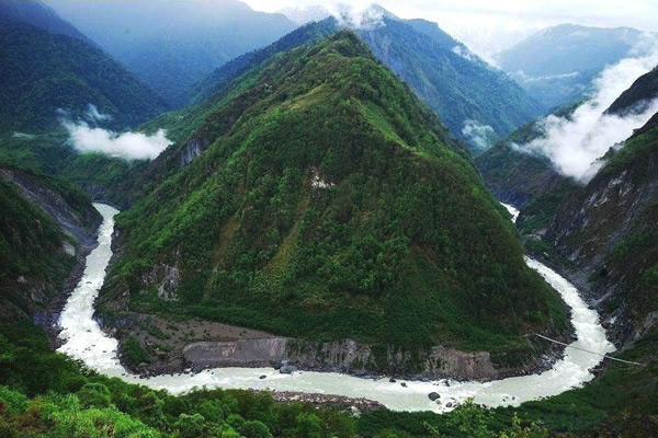 拉萨-纳木错-林芝-巴松措-大峡谷-日喀则8晚9日游