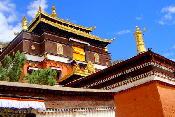10 Days Lhasa, Everest Base Camp and Namtso Lake Tour