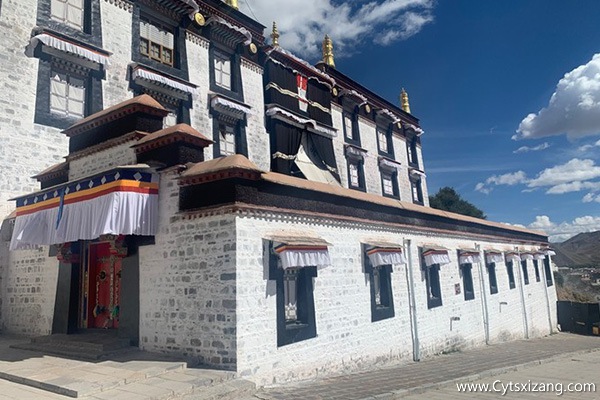 西藏旅游要准备什么