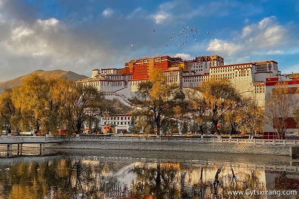 西藏旅游的费用要多少