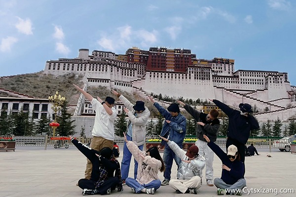 西藏旅游大概花费多少钱？