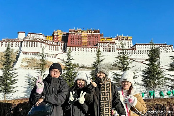 情侣去西藏旅游需要多少钱