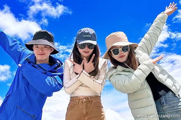 7月一家人去西藏玩多少钱