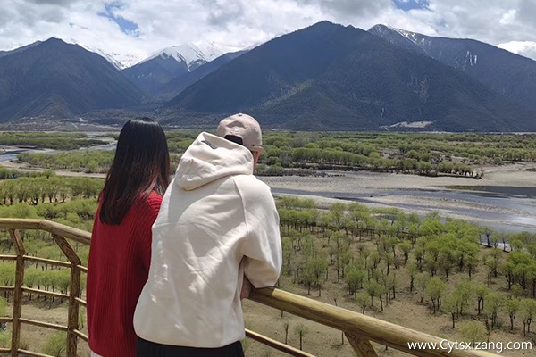 两人拉萨旅游一周多少钱