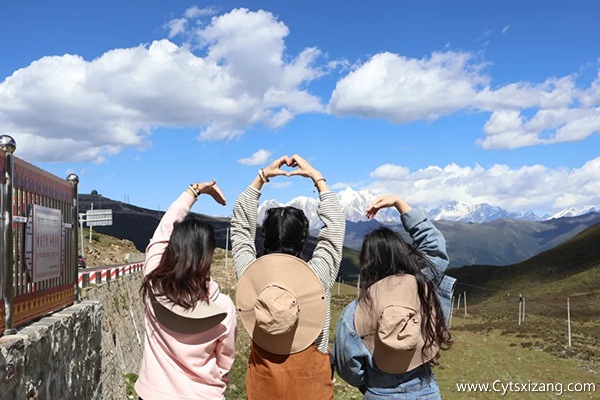 一家三口拉萨一周旅游多少钱